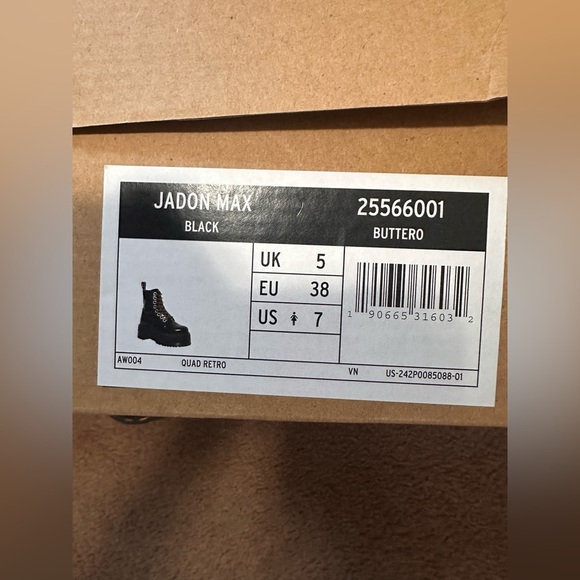 Dr.‎ Martens Black Leather Boots with Yellow Laces Jadon Max size 8 - Picture 5 of 8